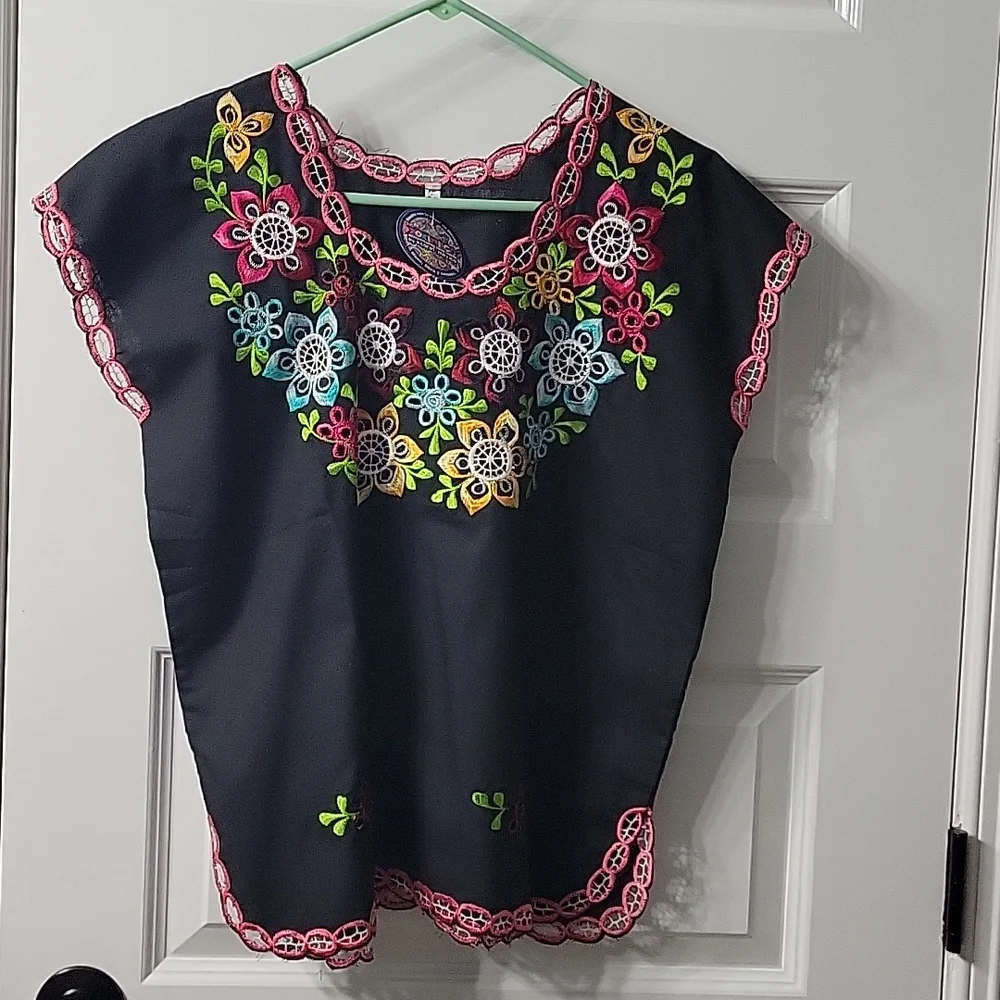 Mexican Top - Picture 3 of 3